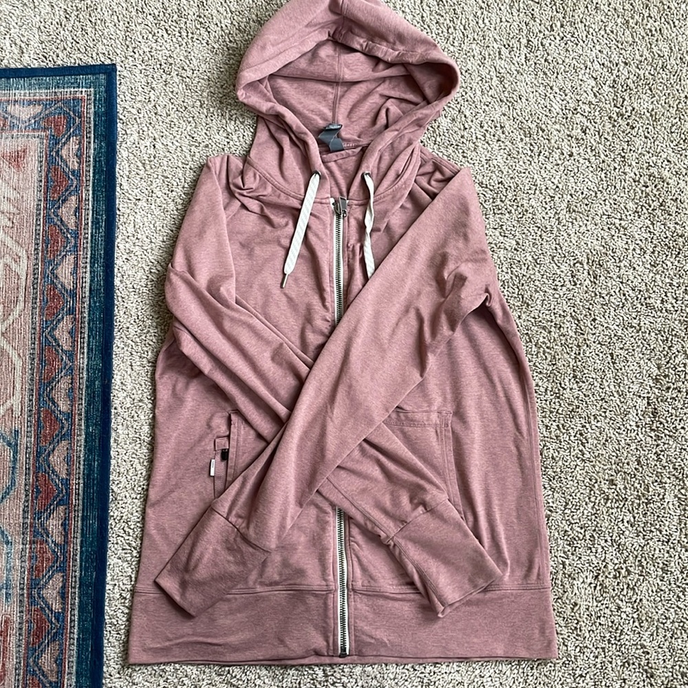 Vuori Halo Performance Hoodie